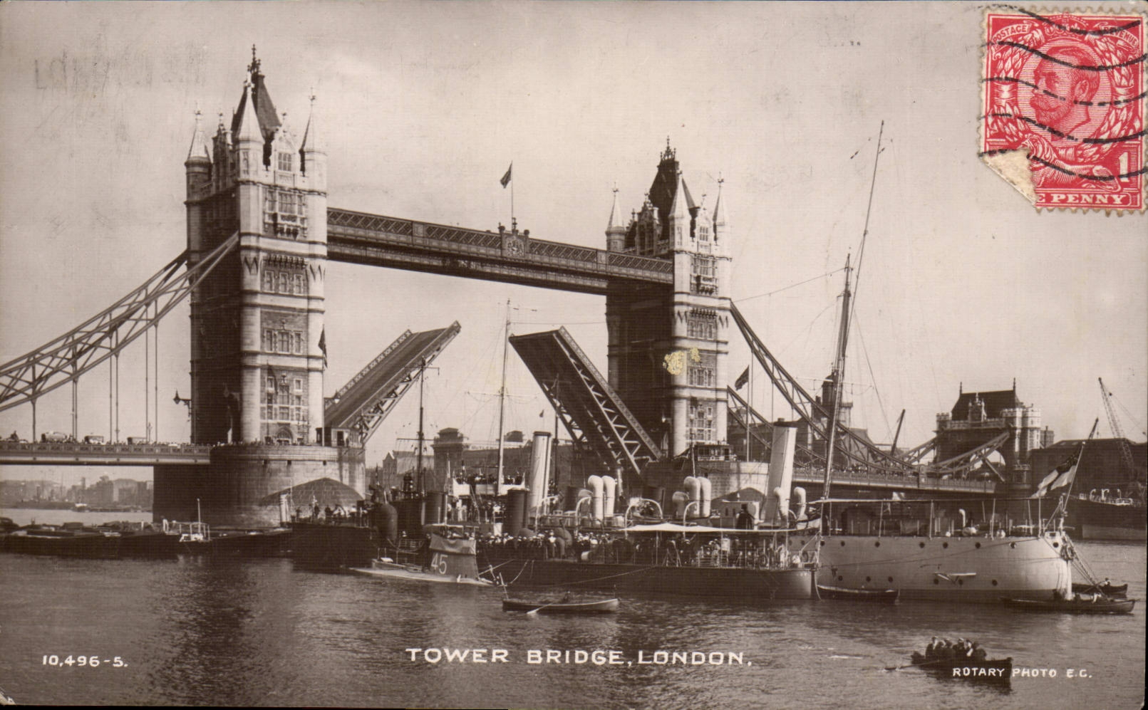 Grande Bretagne CPA Londres London Tower Bridge (bateau ship militaria)
