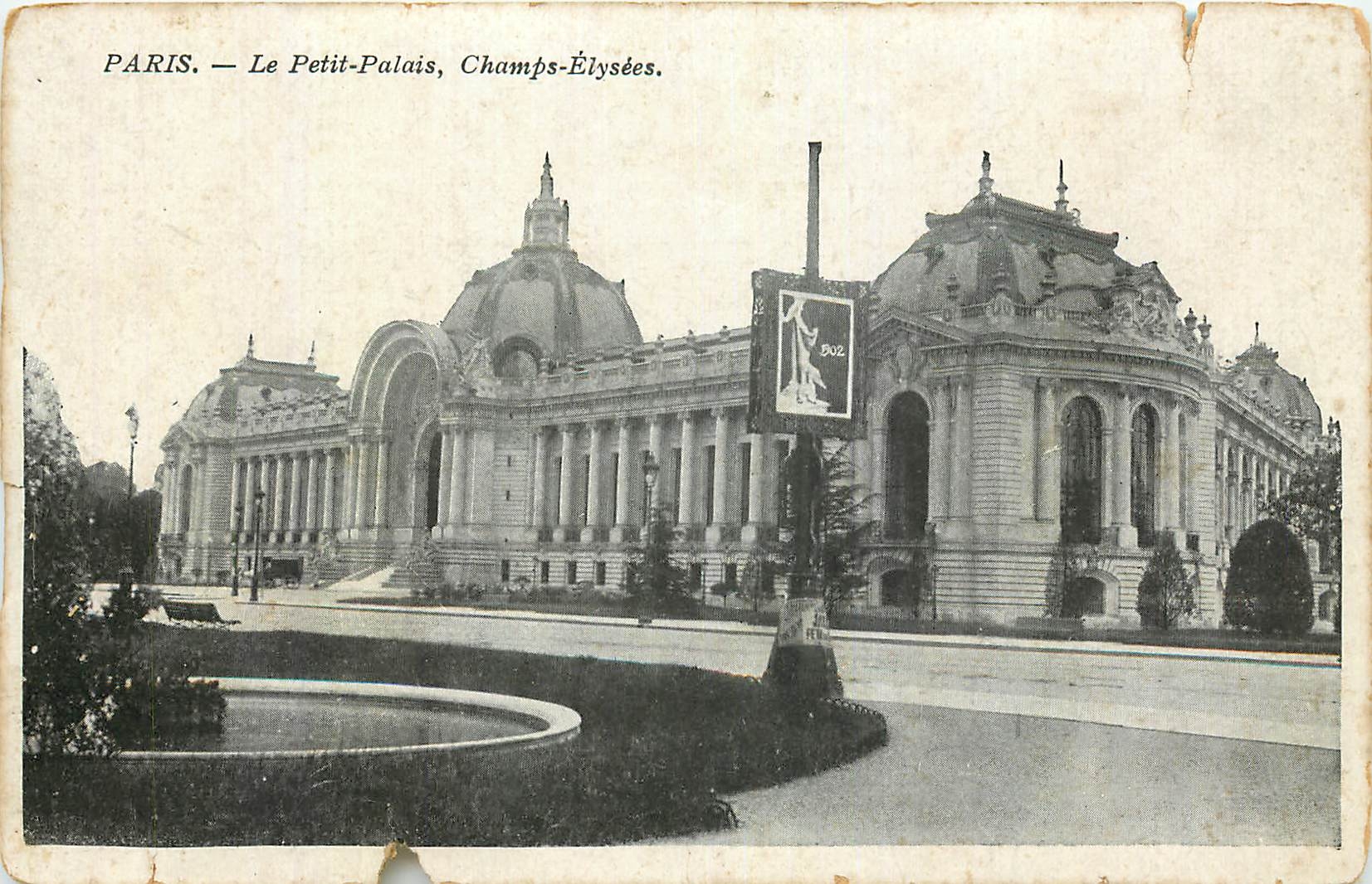 CPA Paris le Petit Palais Champs Elysees 
