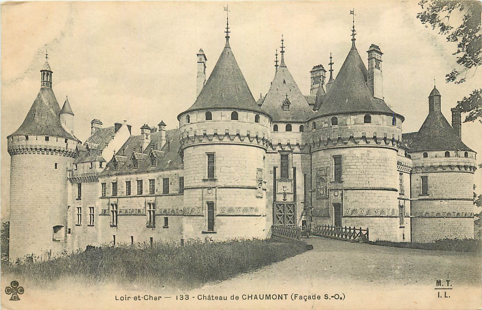 CPA Loir et Cher Chateau de Chaumont Facade S O 