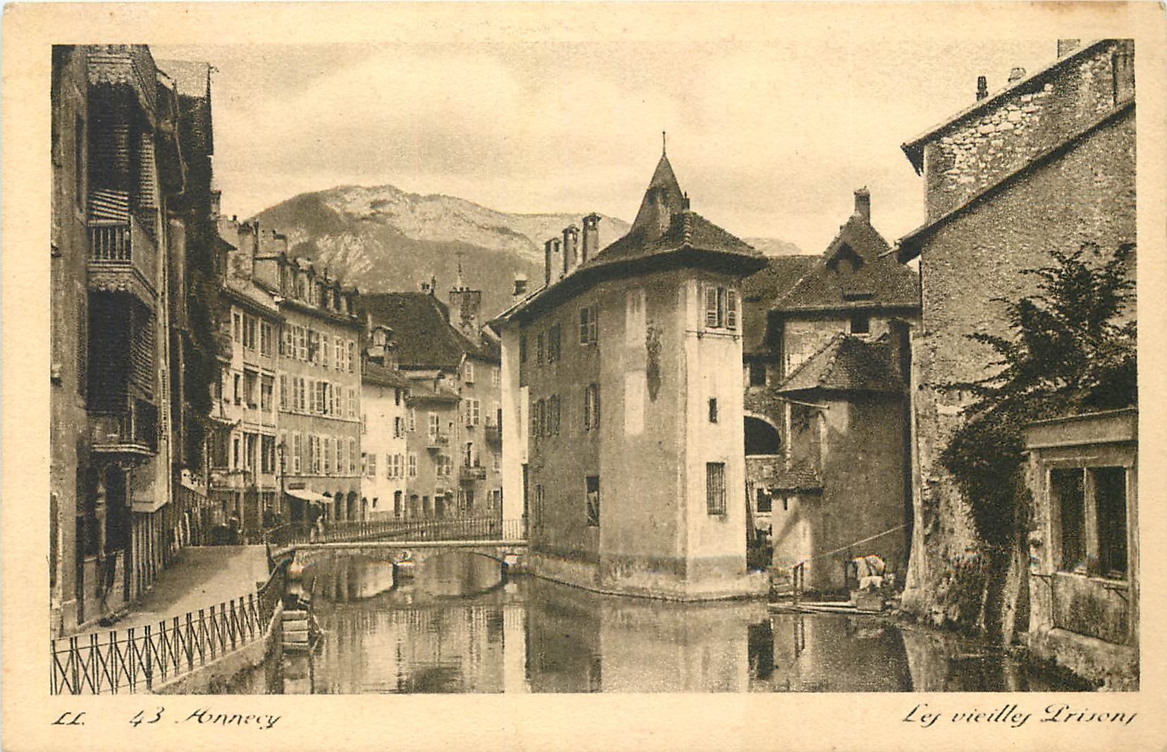 CPA Annecy les vieilles Prisons 