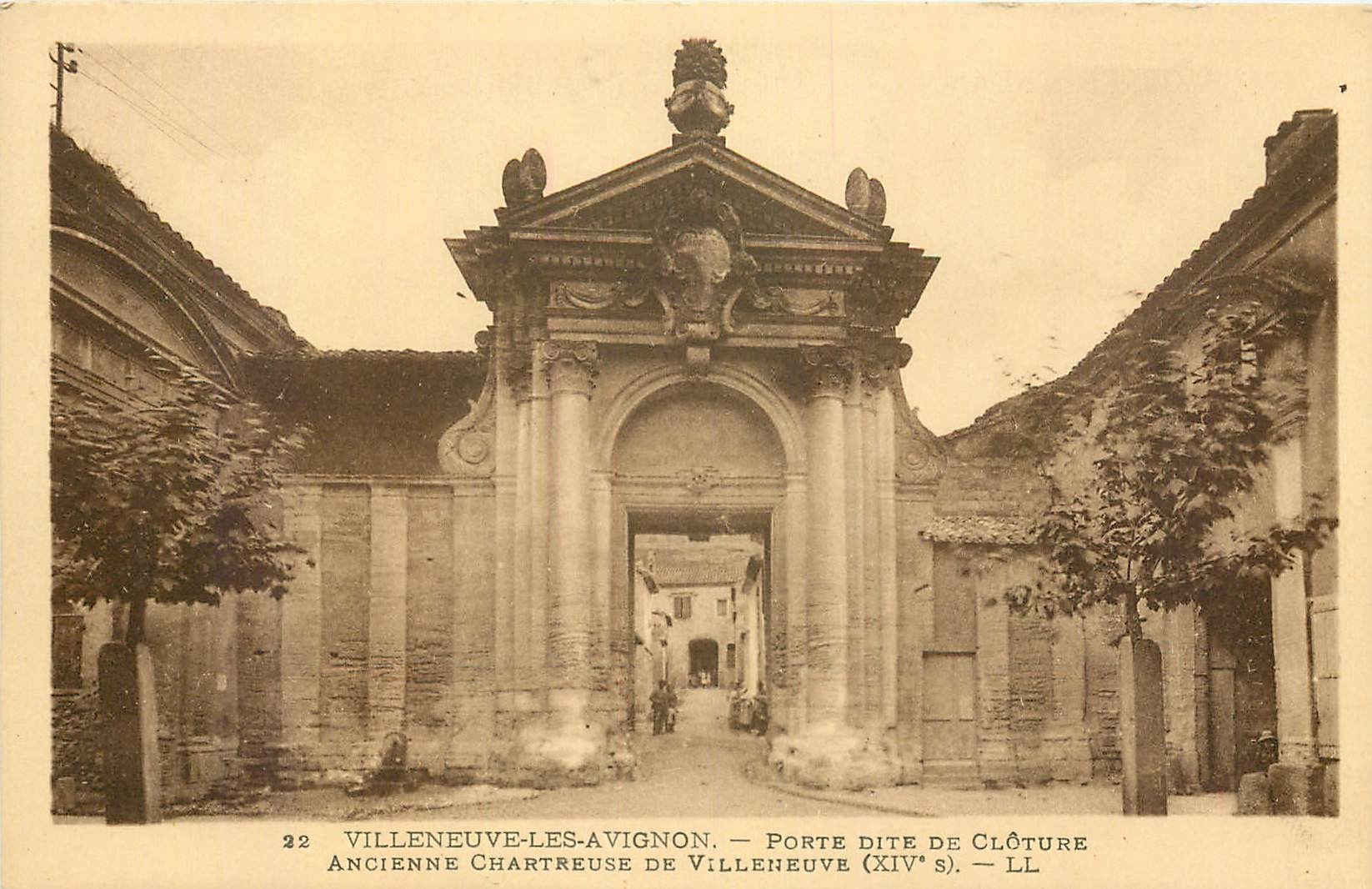 Villeneuve-lès-Avignon — Ancienne chartreuse de Villeneuve, porte dite de Clôture (XIVe s.) — LL