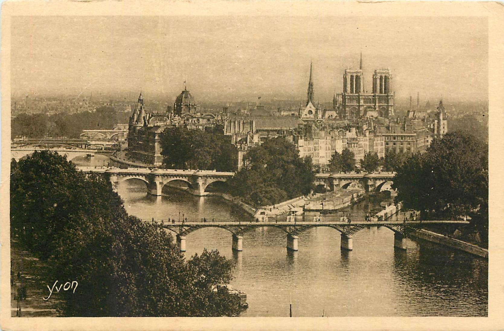CPA Paris en Flanant la Cite Notre Dame 