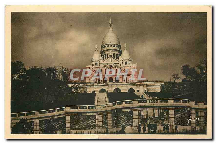 CPA Paris en Flanant la Basilique du Sacre Coeur vue de la Rue de Steinkerque 