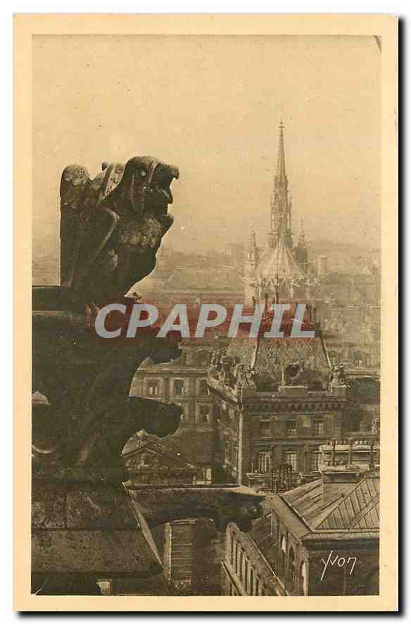 CPA Paris en Flanant Chimere de Notre Dame et Sainte Chapelle 