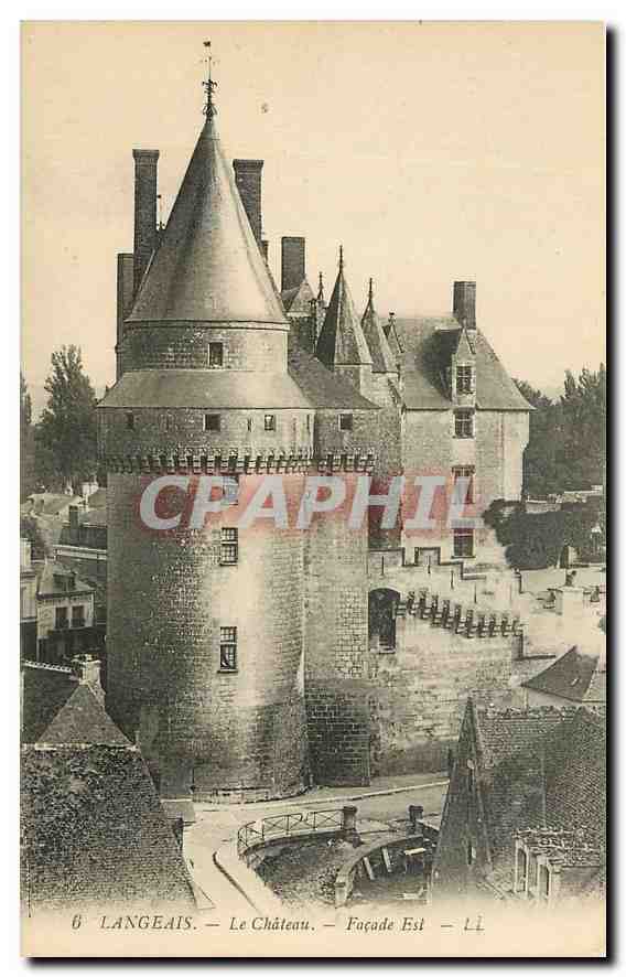 CPA Langeais Le Chateau facade est 