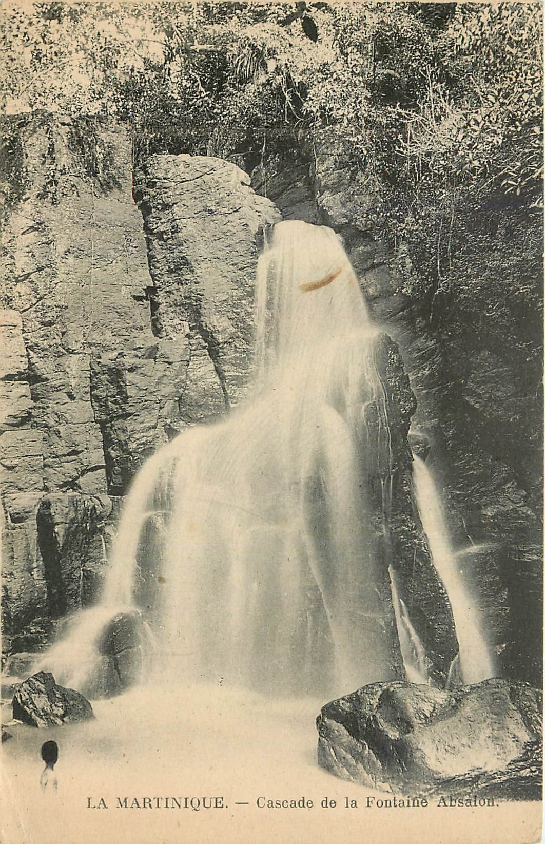 CPA La Martinique cascade de la fontaine absalon 
