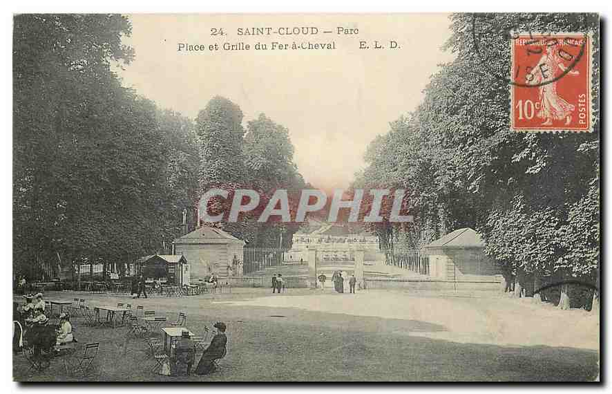 CPA Saint Cloud Parc place et grille du Fer a Cheval 