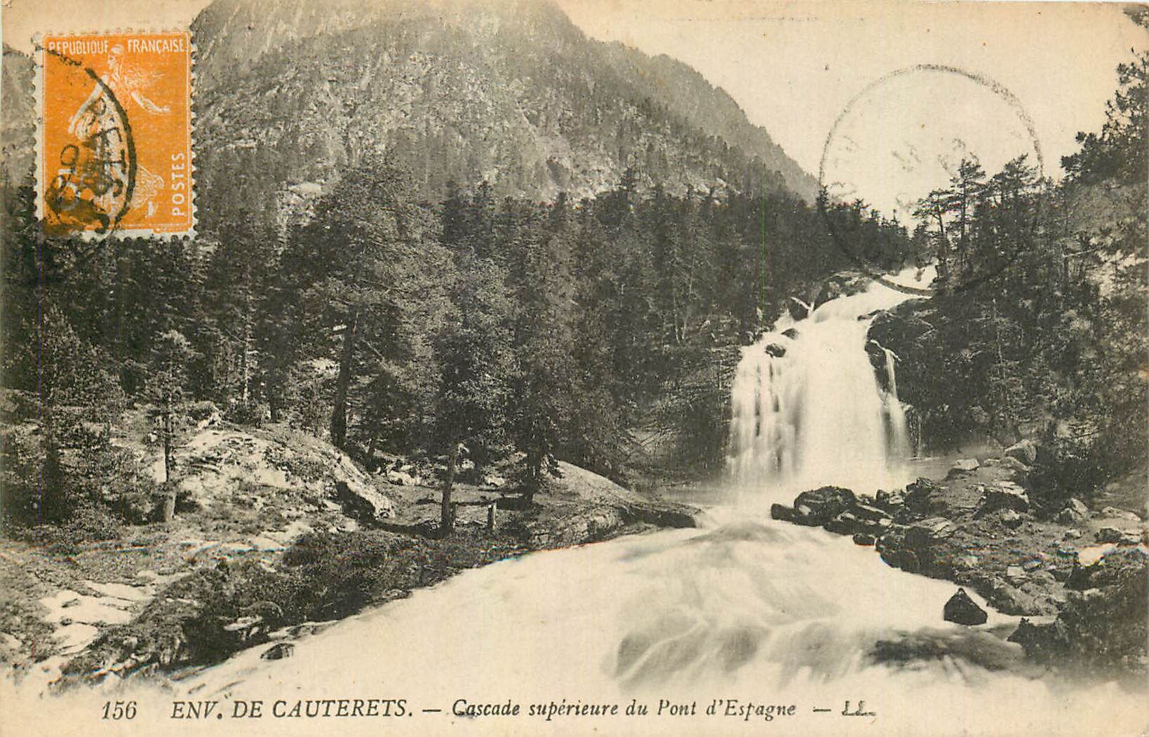 CPA Env de Cauterets Cacsade superieure du Pont d'Espagne 