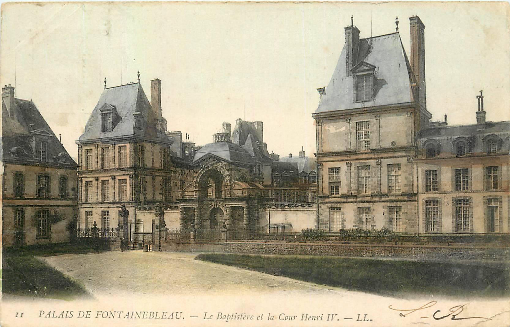 Palast von Fontainebleau — Der Taufbau und der Hof von Henri IV — LL. — n°11