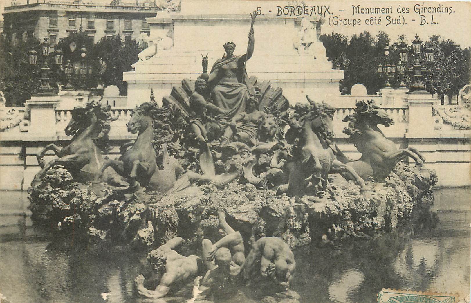 CPA Bordeaux Monument des Girendins 