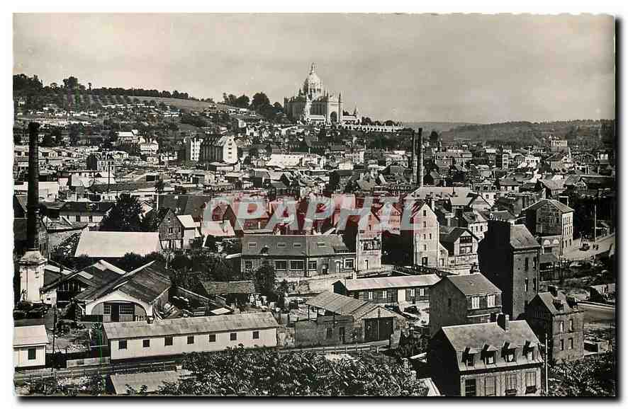 Lisieux — Vue générale — Au fond, la Basilique