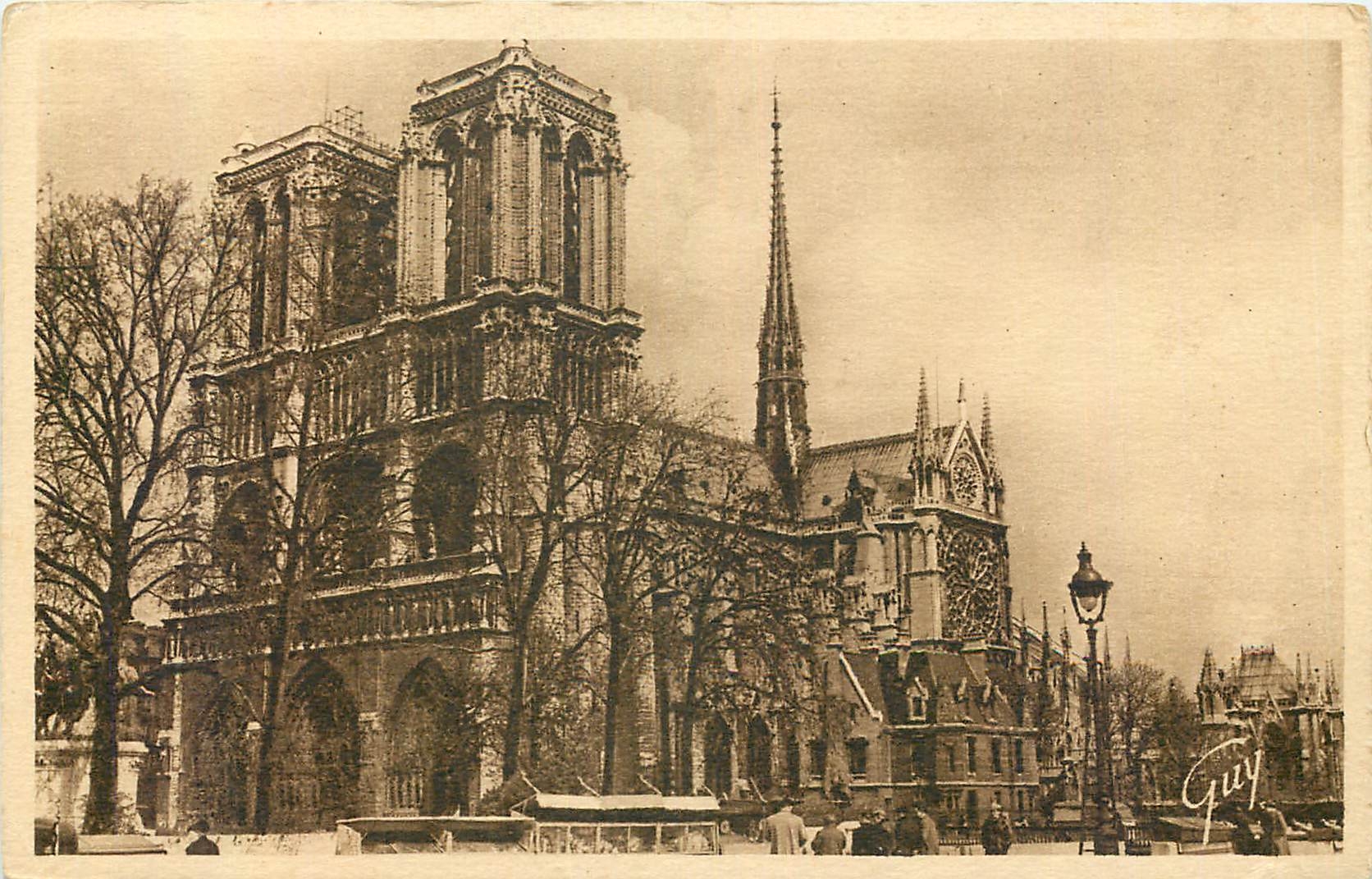 CPA Paris et ses Merveilles La Cathedrale Notre Dame vue de la Rive Gauche 
