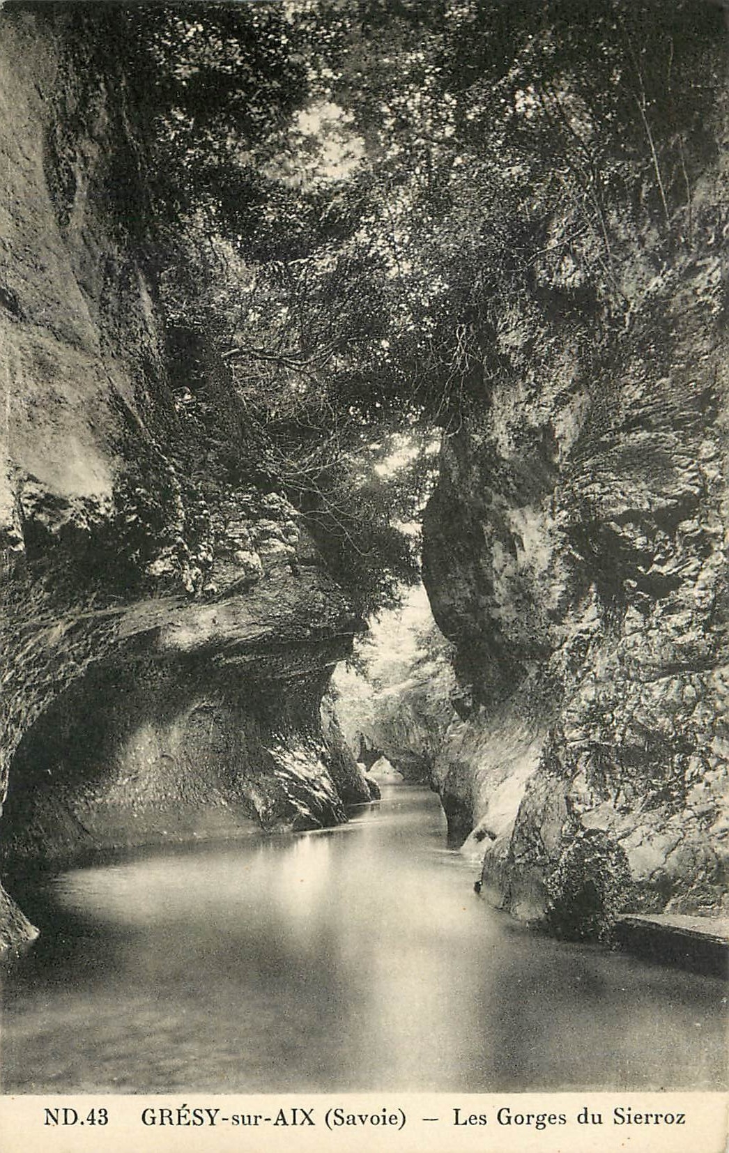 CPA Gresy sur AIX Savoie Les Gorges du Sierroz 