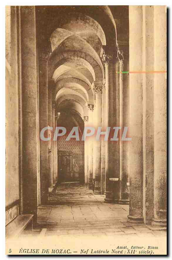 CPA Eglise de Mozac Nef Laterale Nord 