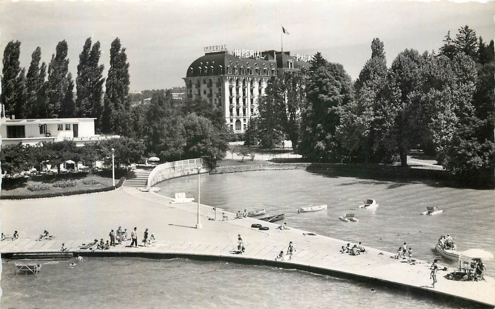 CPA Annecy La Plage et l'Imperial Palace 