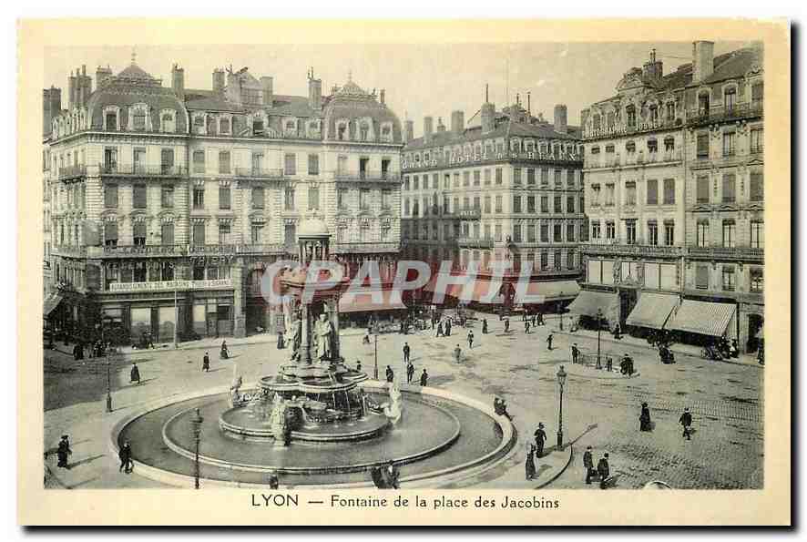 CPA Fontaine de la place des Jacobins Lyon 