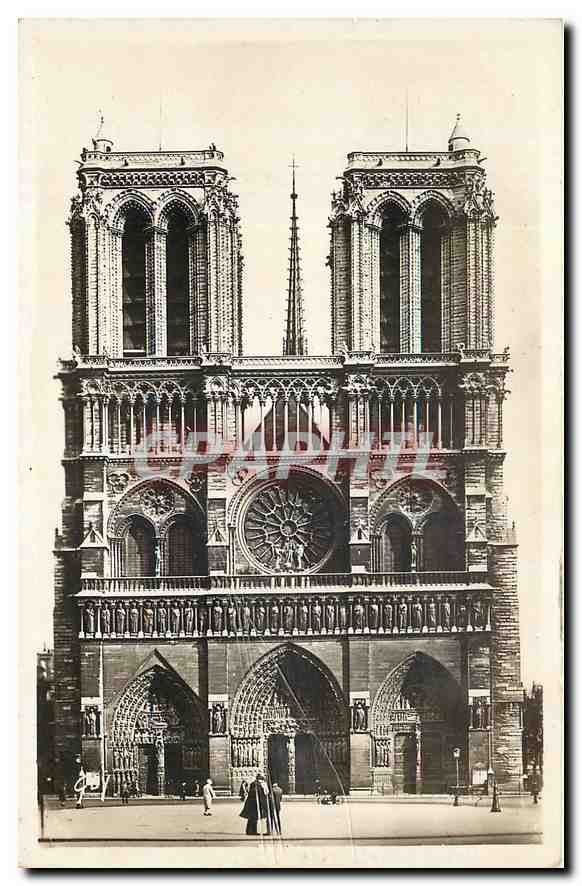 CPA Paris et ses Merceilles Notre Dame 