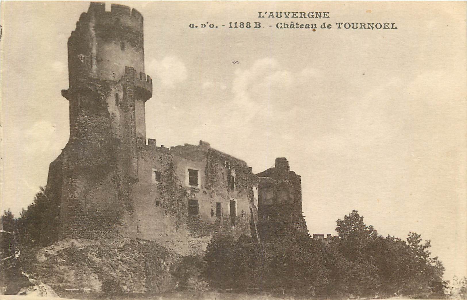 CPA l'Auvergne Chateau de Tournoel 