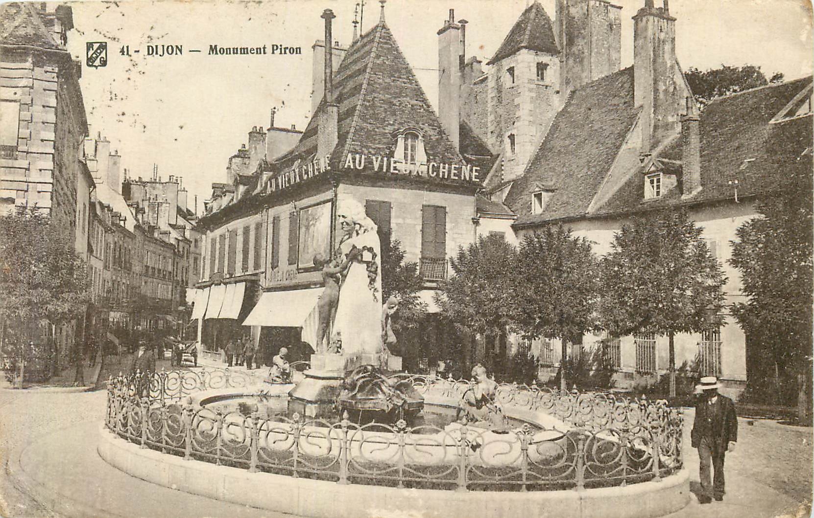 CPA Dijon Monument Piron Au Vieux Chene