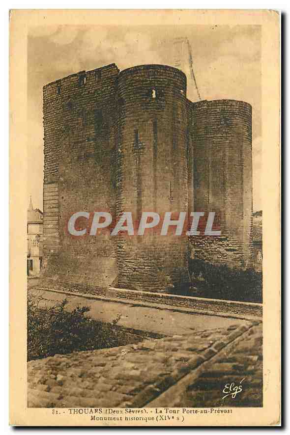 CPA Thouars Deux Sevres La Tour Porte Monument historique 