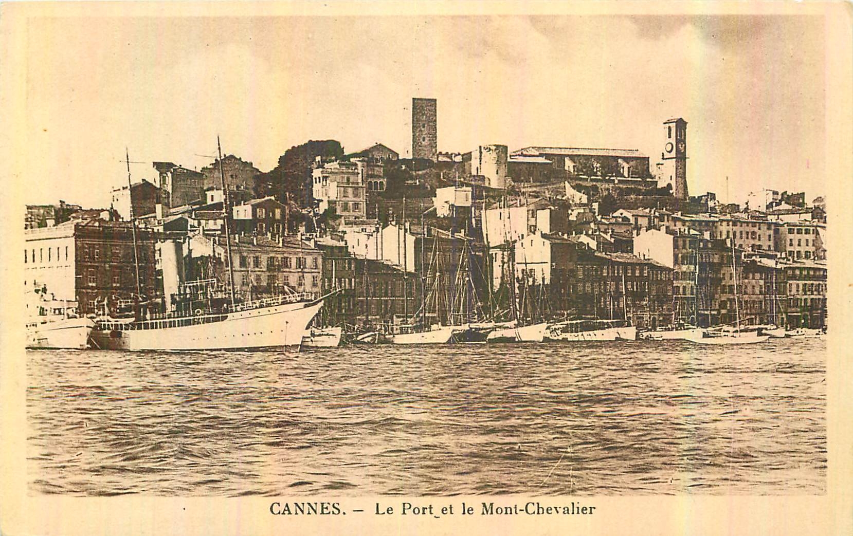 CPA Cannes Le Port et le Mont Chevalier 