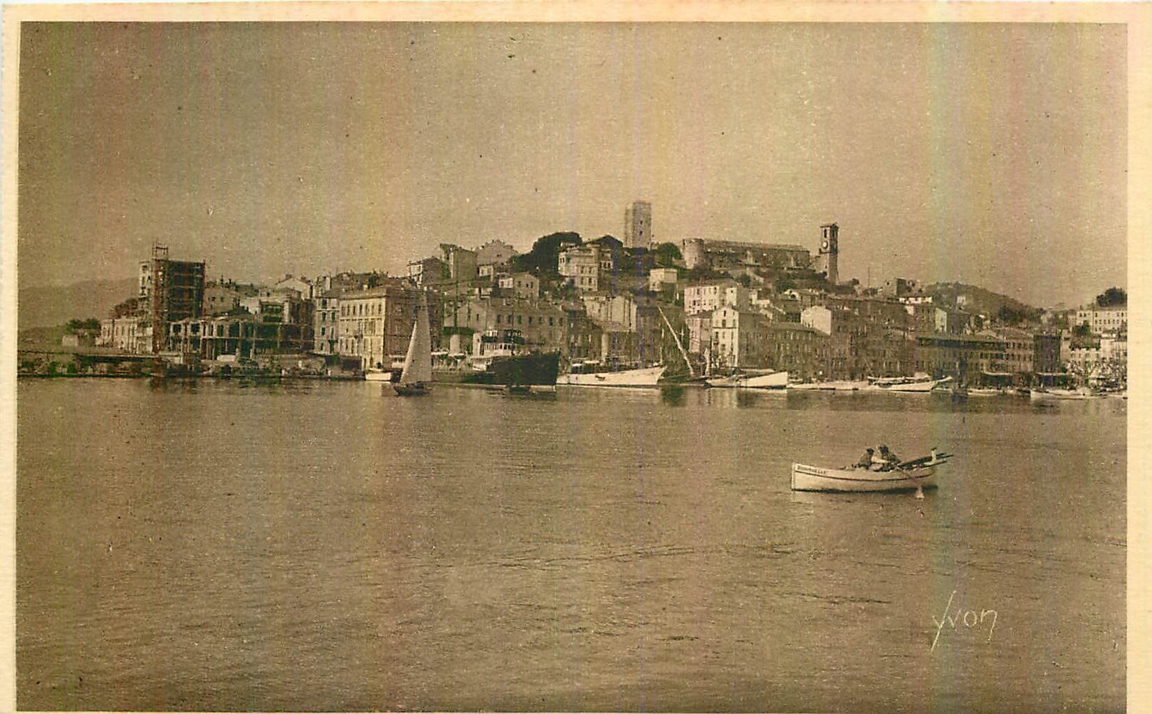 CPA Cannes Le Port et le Mont Chevalier 