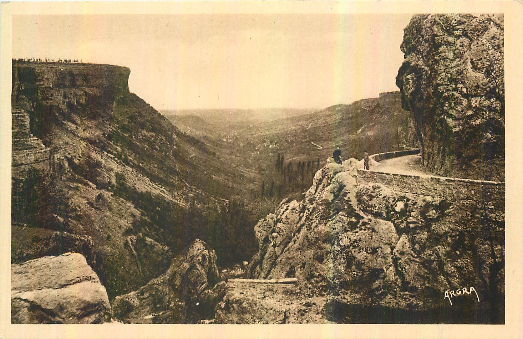 CPA Environs de Saint Cere Lot Route et Gorges d'Autoire 