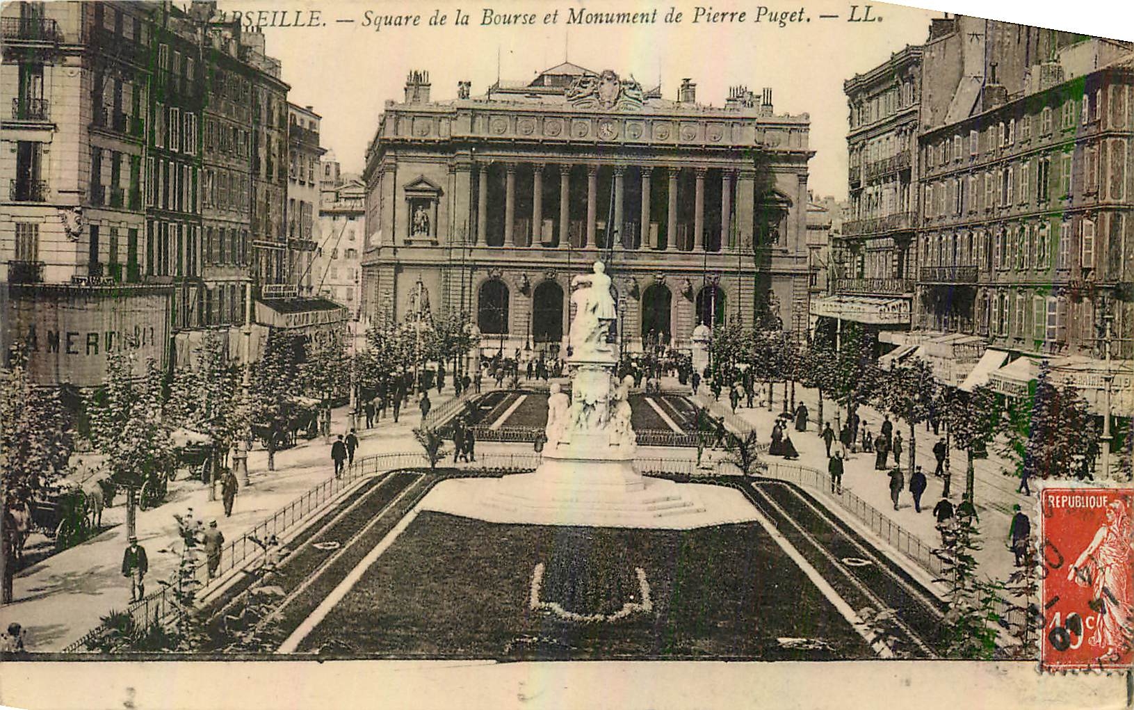 CPA Marseille Square de la Bourse et Monument de Pierre Puget 