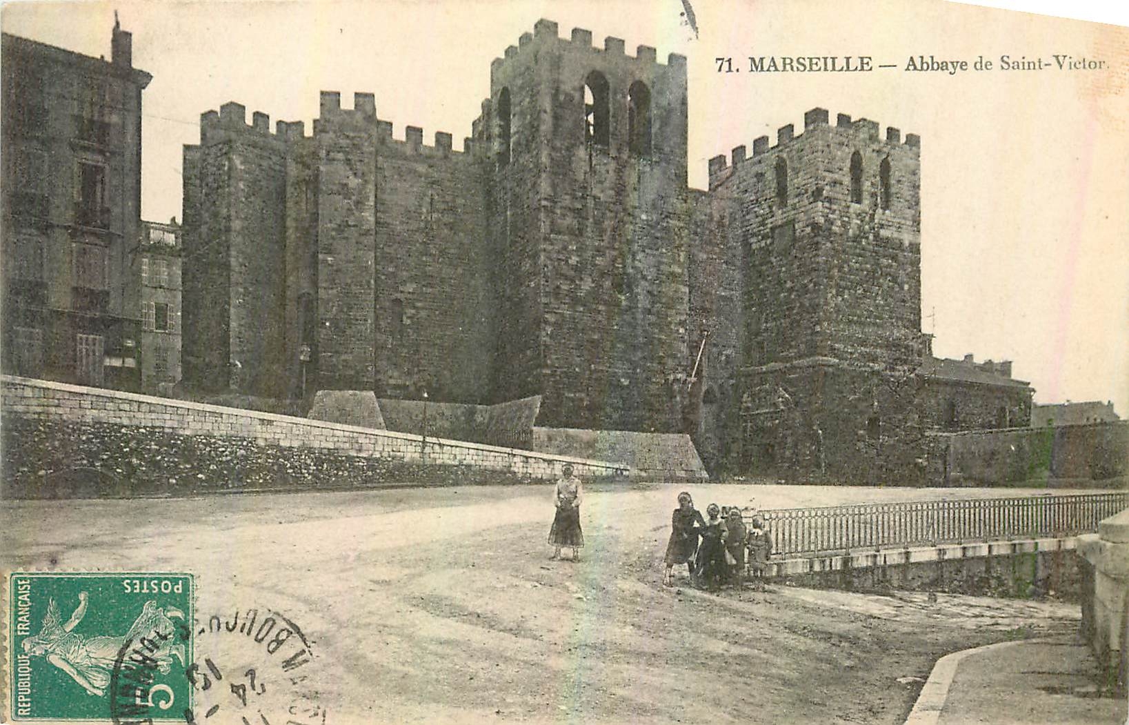CPA Marseille Abbaye de Saint Victor Enfants
