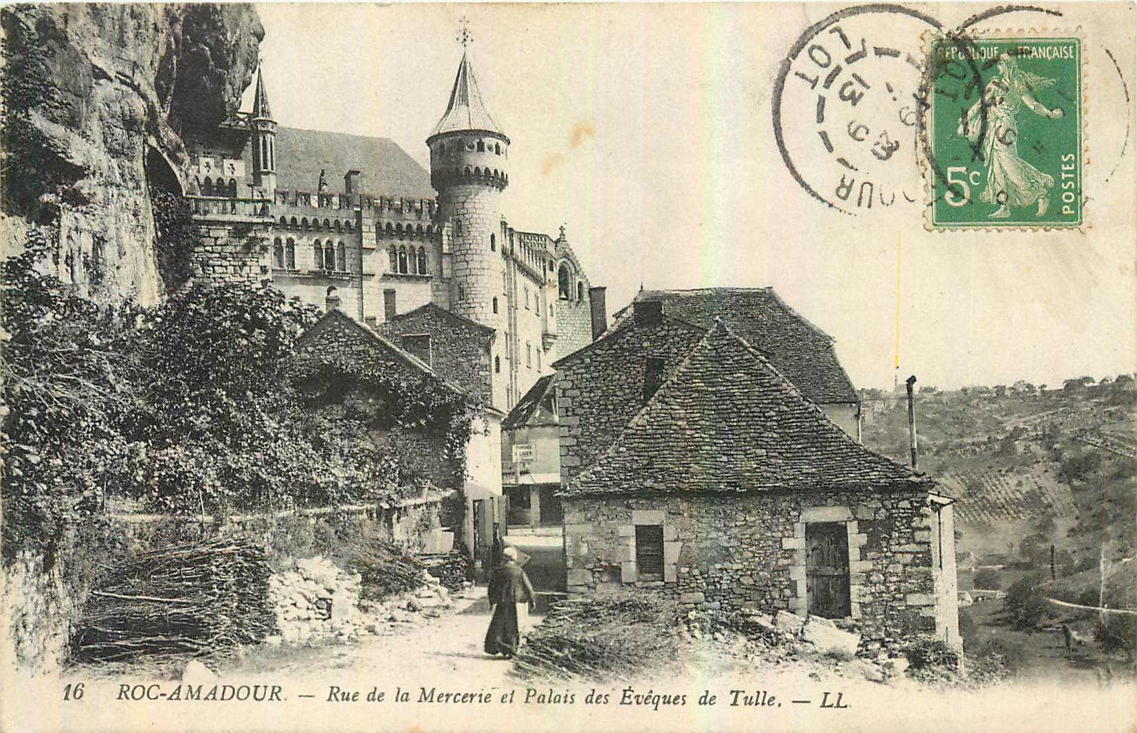 Rocamadour — Rue de la Mercerie et Palais des Évêques de Tulle — LL