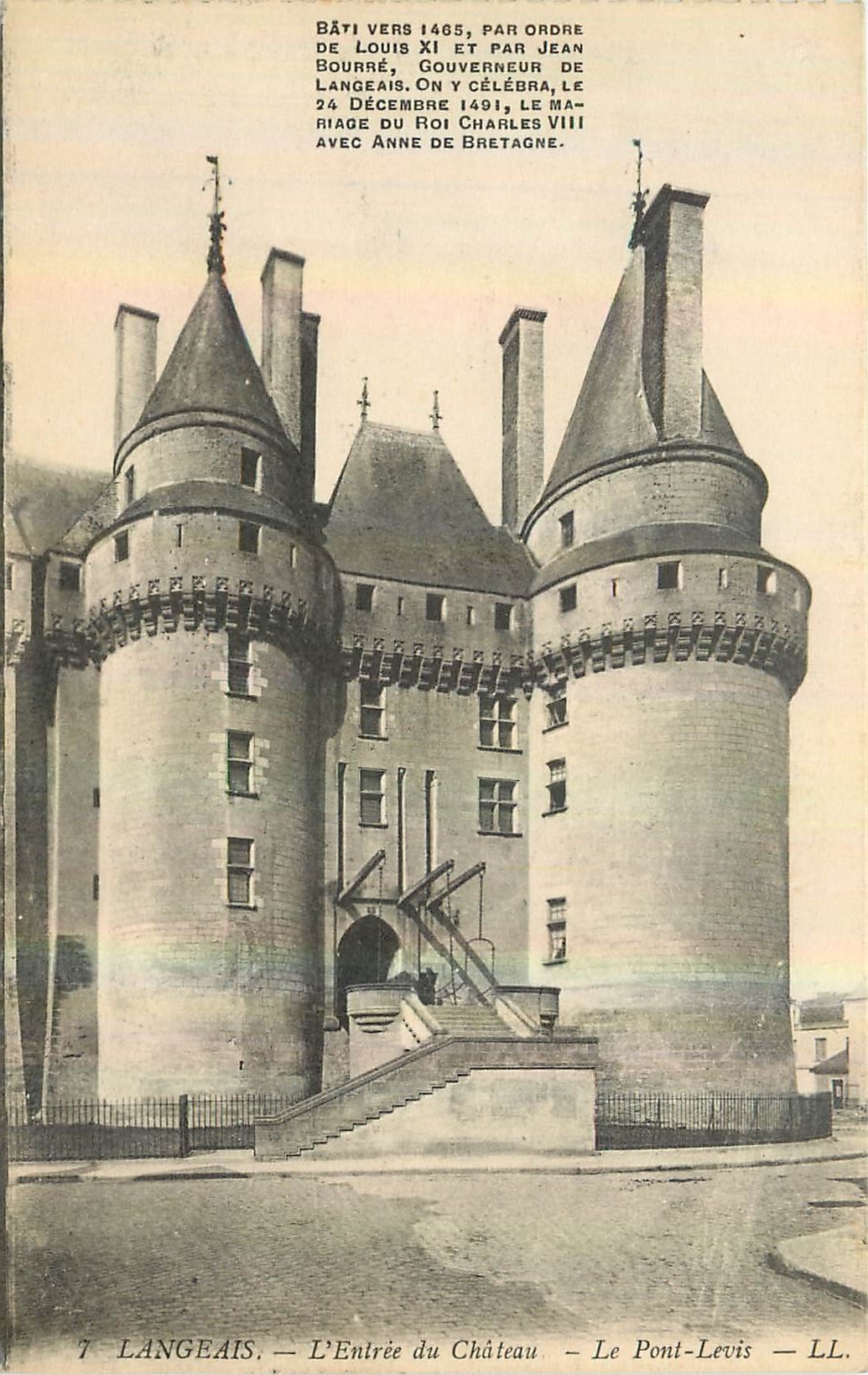 CPA Langeais L'Entree du Chateau Le Pont Levis 