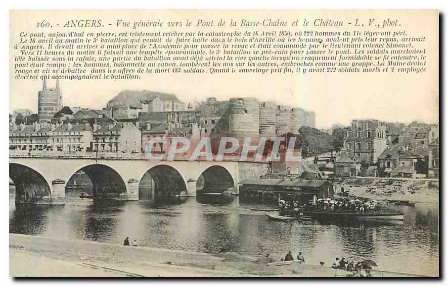 CPA Angers Vue generale vers le Pont de la Basse Chaine et le Chateau Bateau