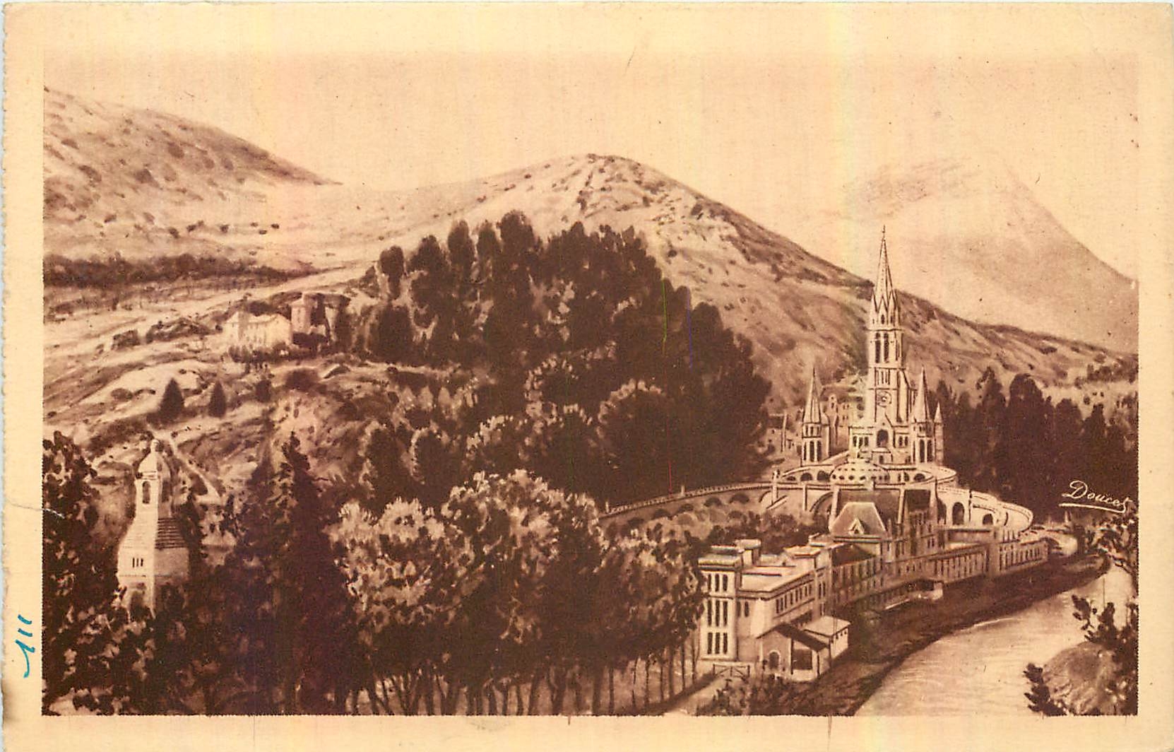 CPA Lourdes La Basilique et le Monument Interallie 