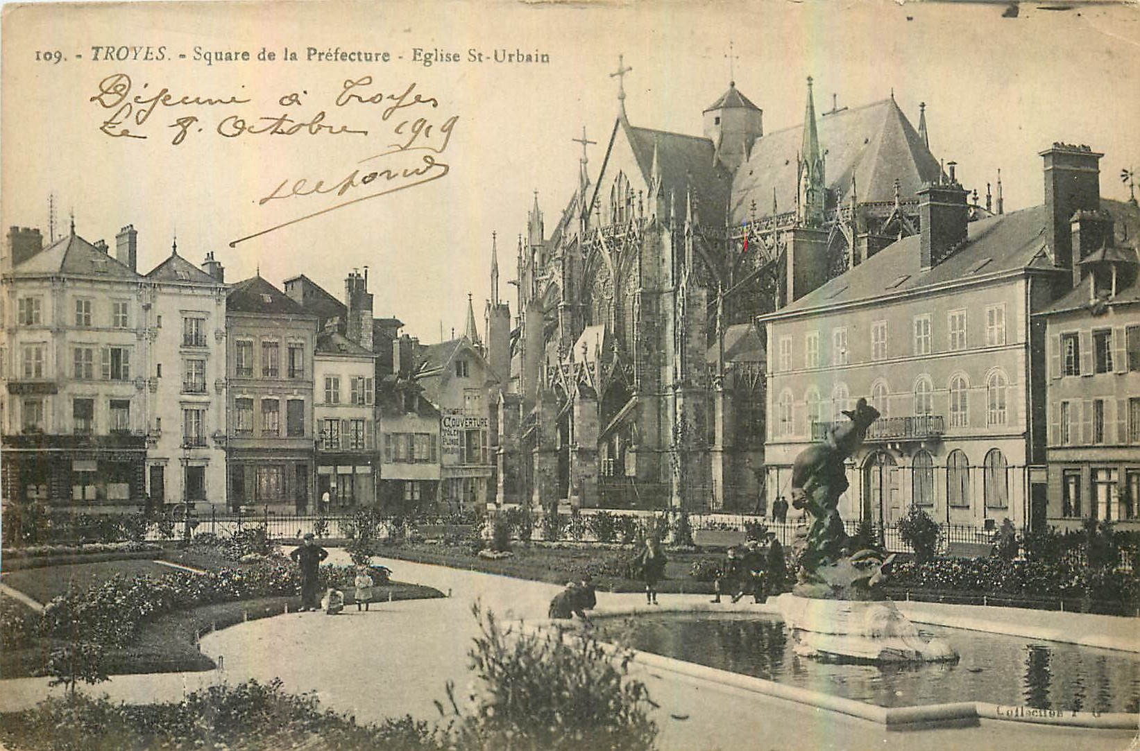 Troyes - Square de la Préfecture - Église St-Urbain