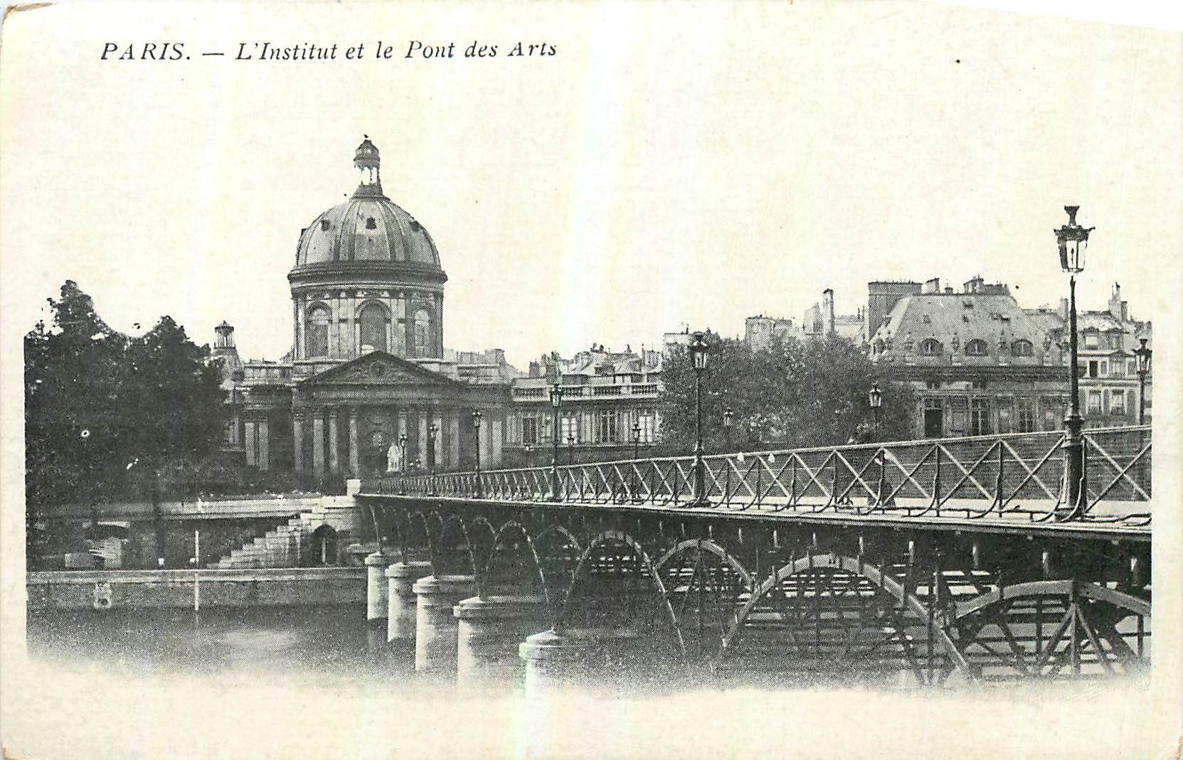 CPA Paris l'Institut et le Pont des Arts 