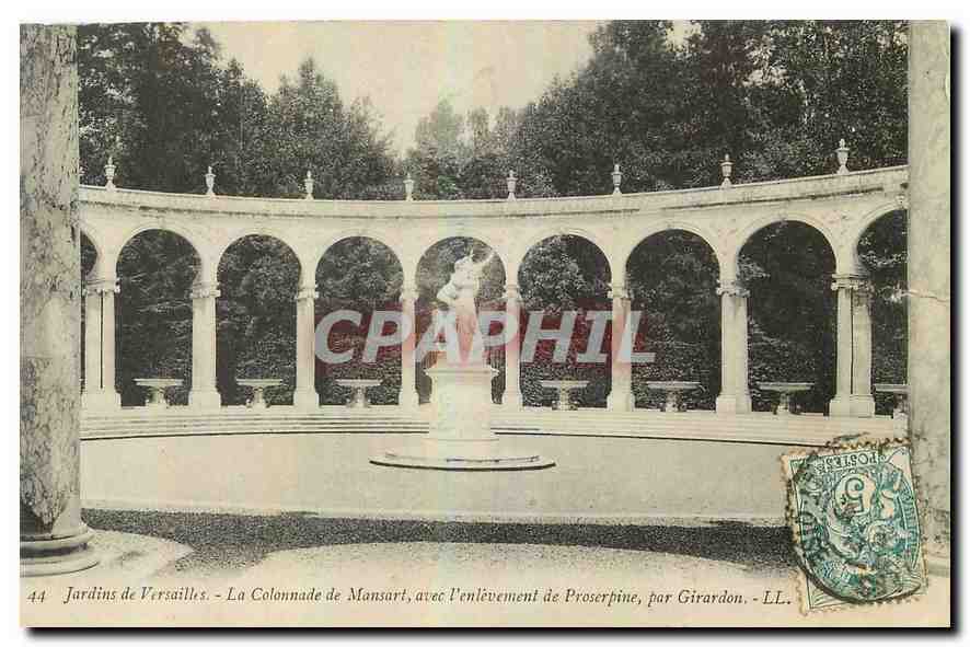 CPA Jardins de Versailles la Colonnade de Monsart avec l'enlevement de Proserpine par Girardon 