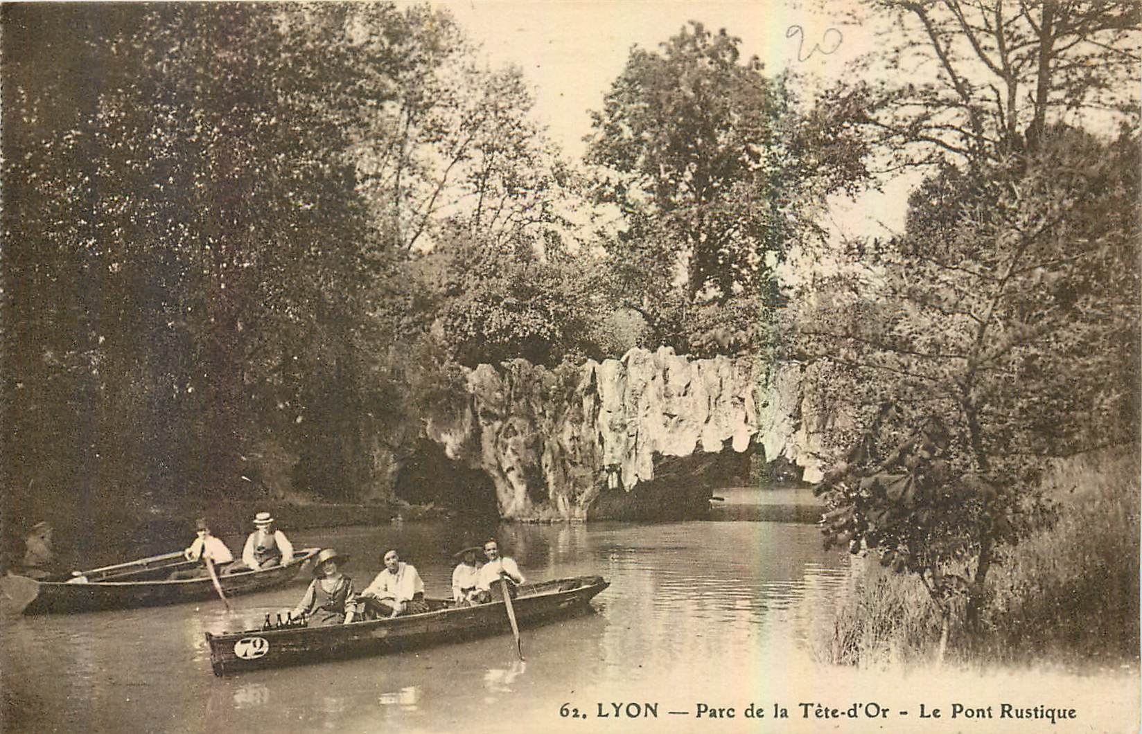 CPA Lyon Parc de la Tete d'Or le Pont Rustique 