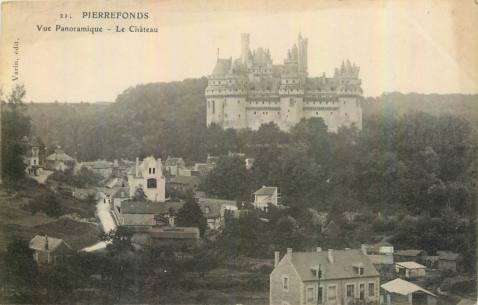 CPA Pierrefonds vue panoramique le Chetau 