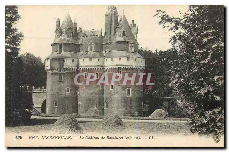 CPA Env d'Abbeville le chateau de Rambures cote est 