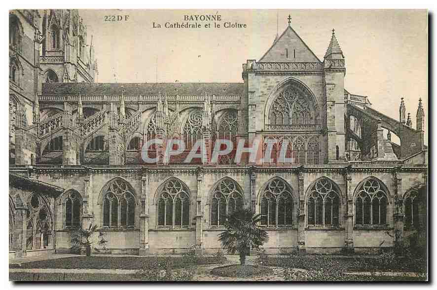 CPA Bayonne la Cathedrale et le Cloitre 