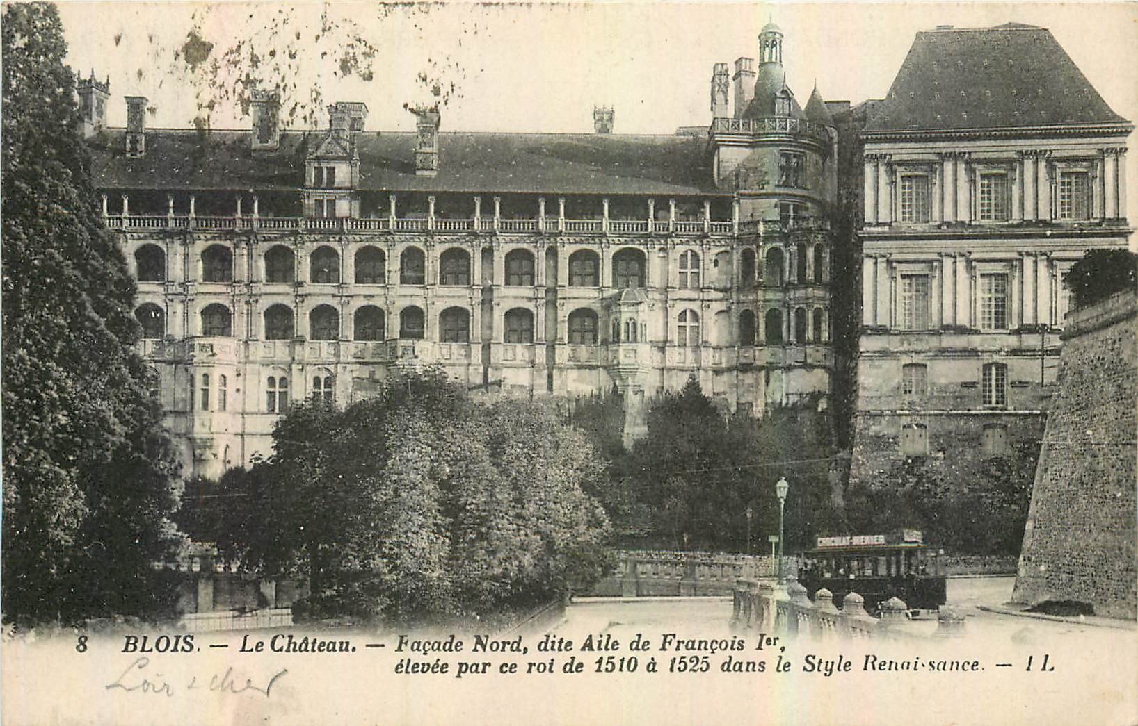 Blois — Das Schloss — Nordfassade, genannt Flügel von François Ier, errichtet von diesem König zwischen 1510 und 1525 im Renaissance-Stil — 1 L