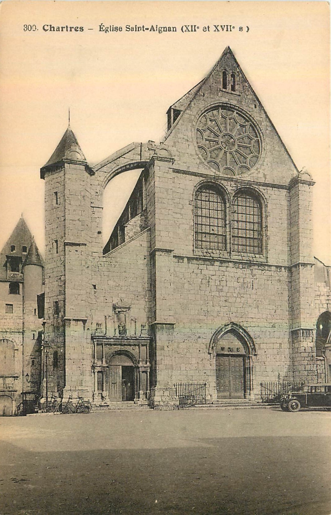 CPA Chartres Eglise Saint Algnan XII et XVII 