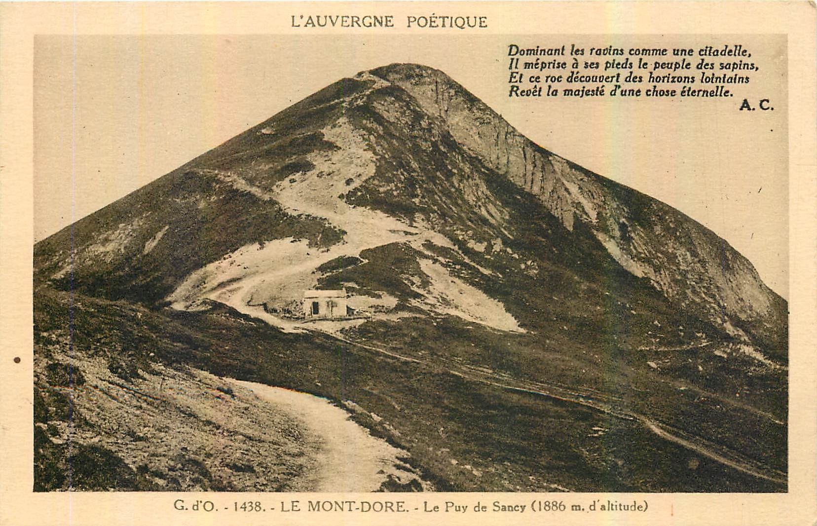 CPA L'Auvergne poetique le Mont Dore le Puy de Sancy 