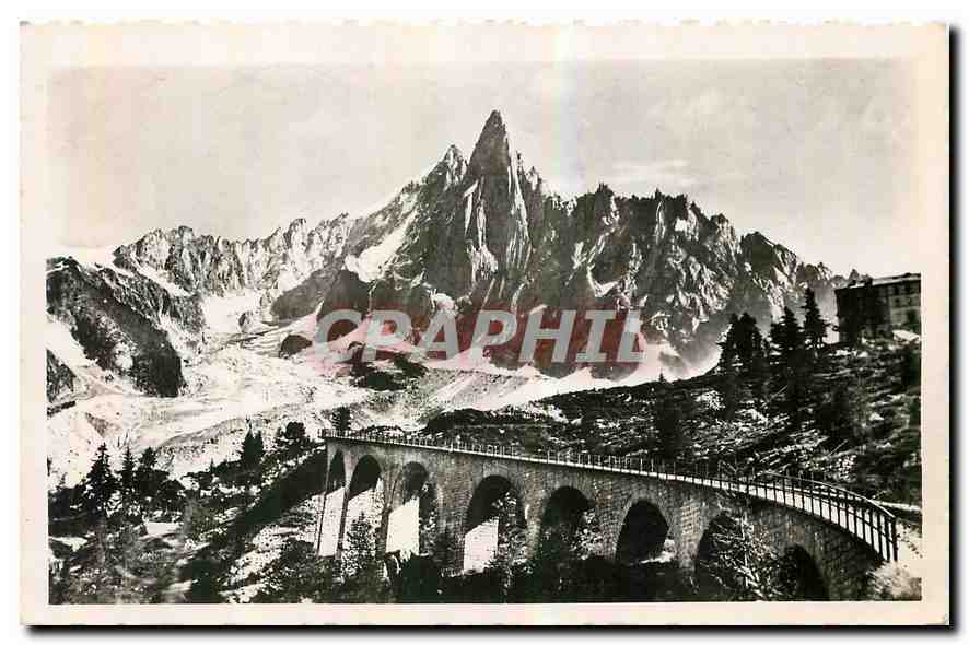 CPA Chamonix Mt Blanc chaminee de foer de la mer de Glace l'Hotel du Montenvers les Drus 
