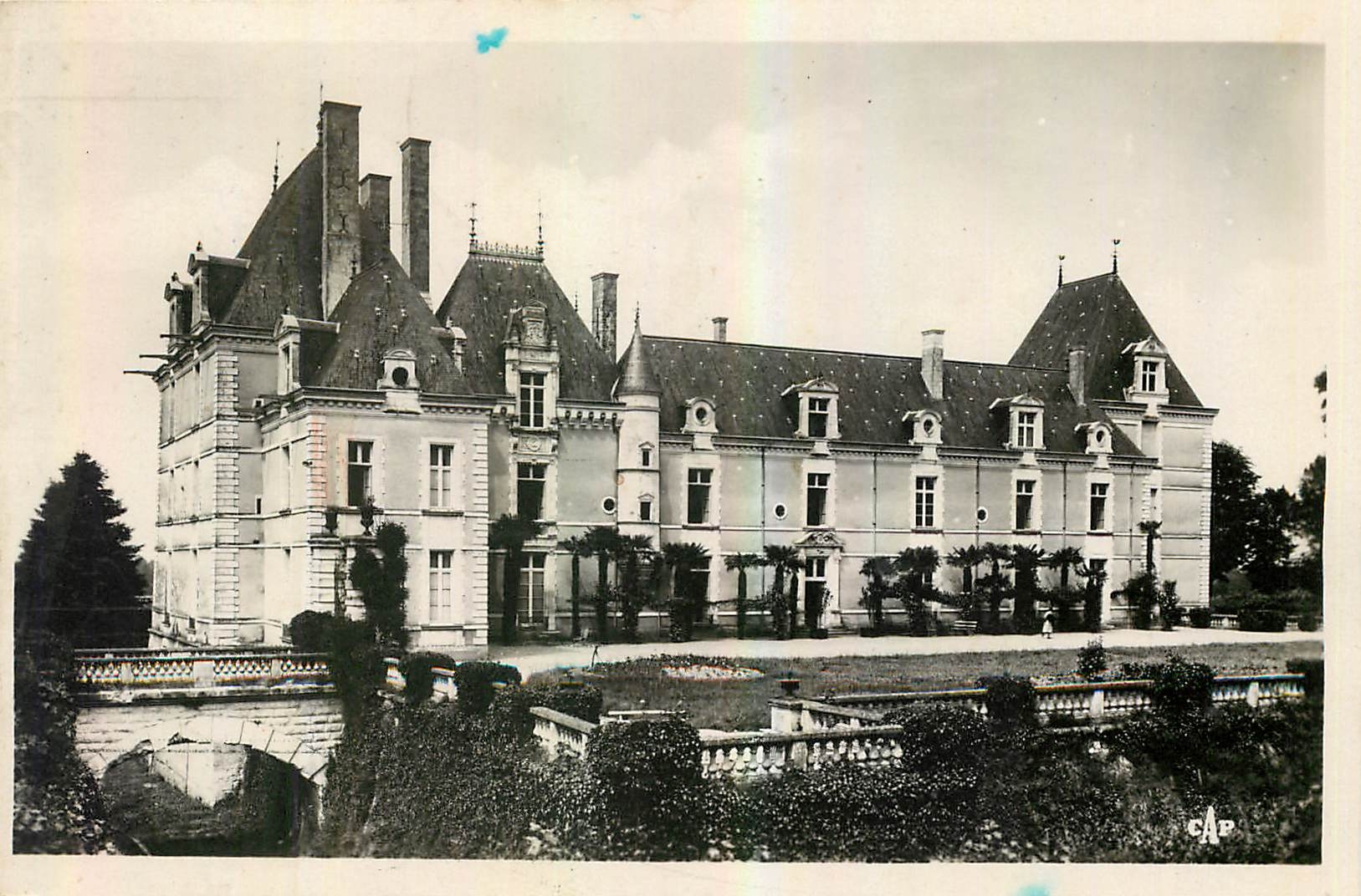 CPA Chateau de Jalesnes Vernantes cote sud XVI et XVII siecles 