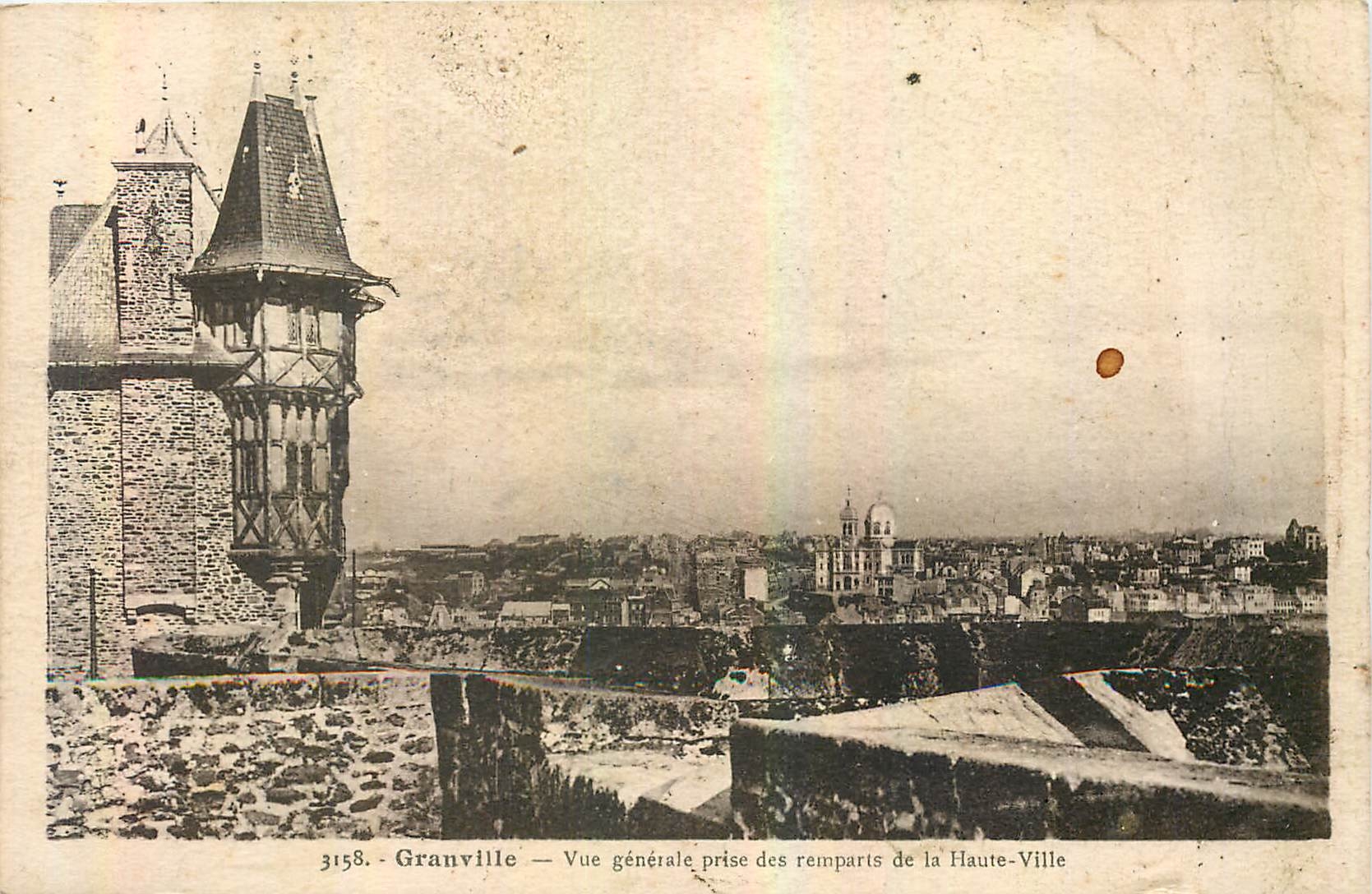 Granville — Vue générale prise des remparts de la Haute-Ville — Laurent-Net - Reuves