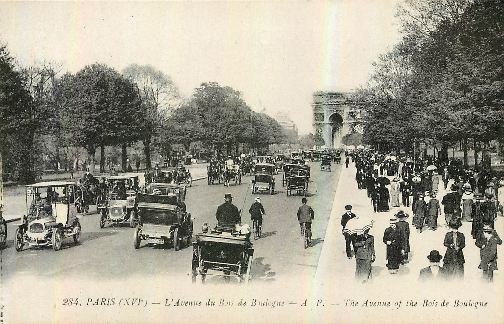 CPA Paris L'Avenue du Bois de Boulogne 