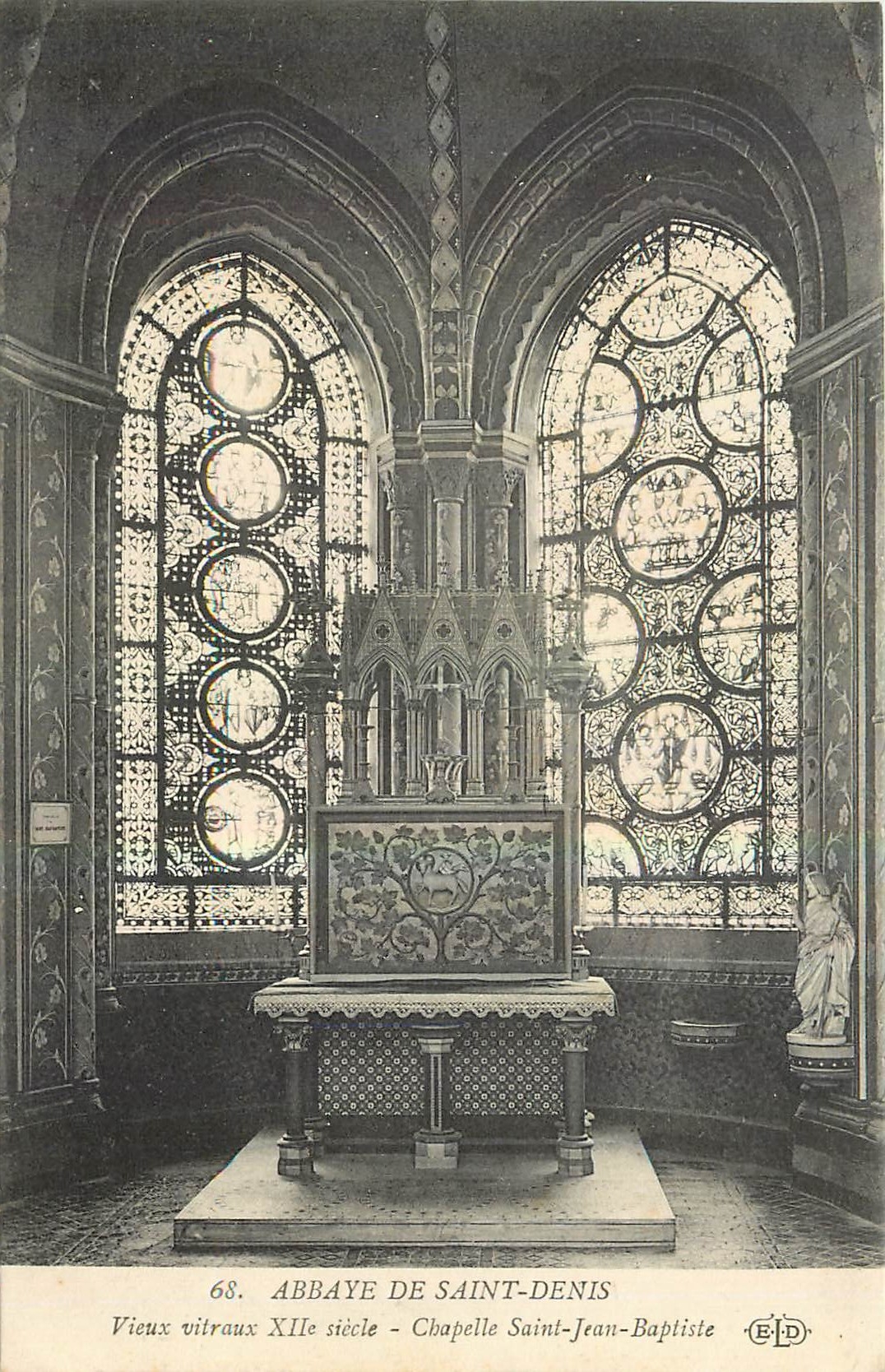 CPA Abbaye de Saint Denis Vieux Vitraux Chapelle Saint Jean Baptiste 