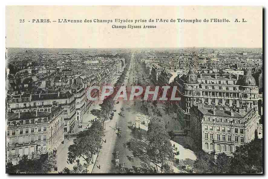 CPA Paris L'Avenue des Champs Elysees prise de L'Arc de Triomphe de l'Etoile 