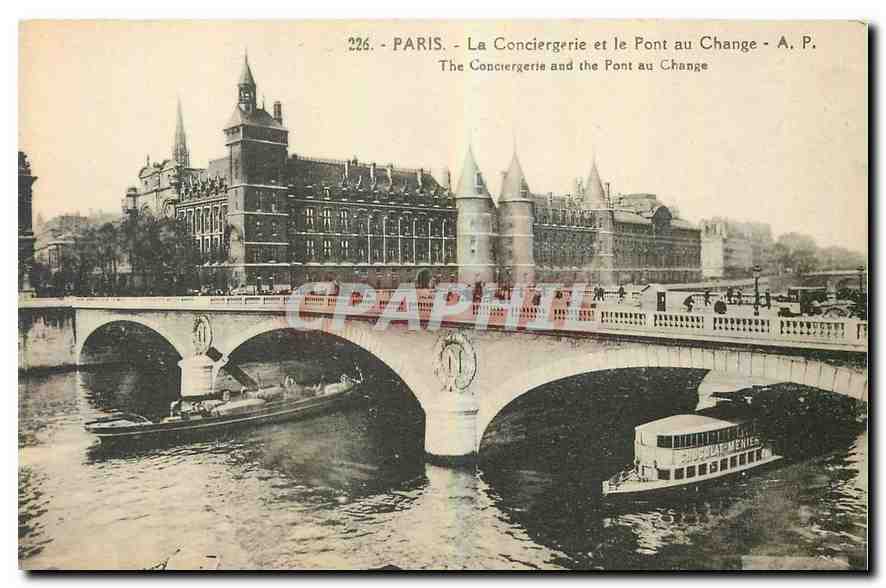 CPA Paris La Conciergerie et le Pont au Change Bateaux